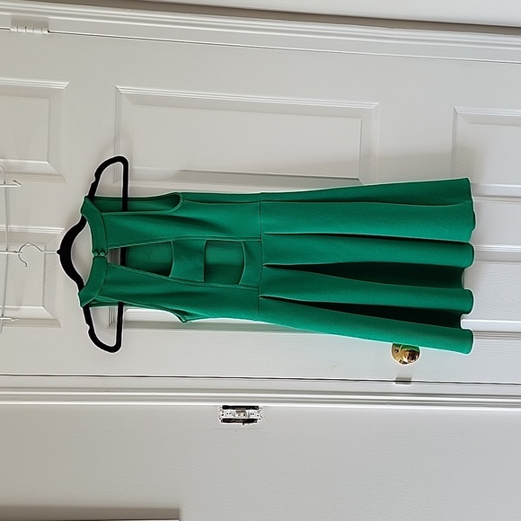 Boutique Midi Dress - Picture 3 of 3